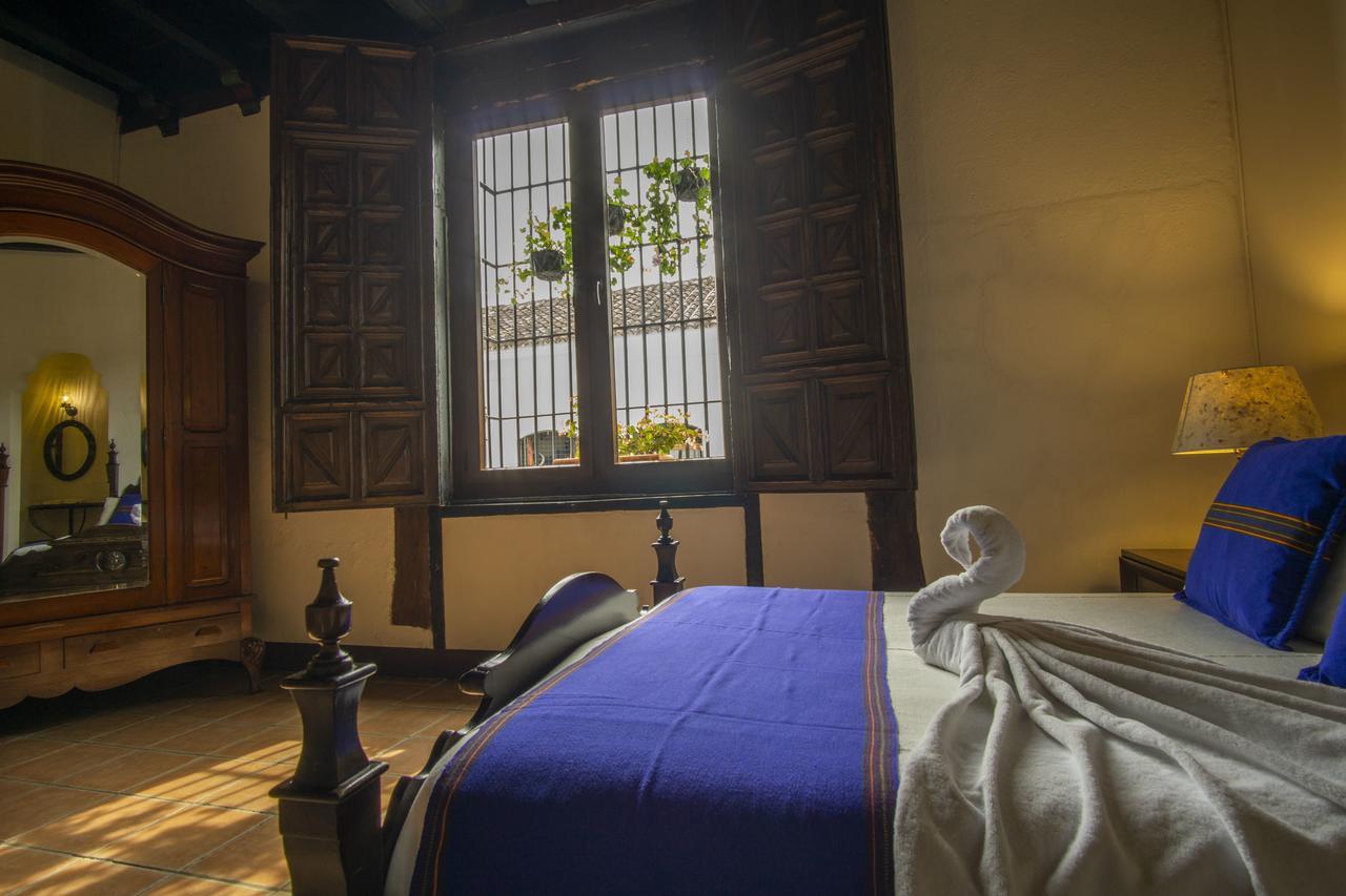 Hotel Posada De Don Rodrigo Antigua Екстер'єр фото