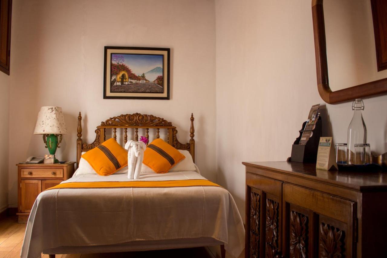 Hotel Posada De Don Rodrigo Antigua Екстер'єр фото